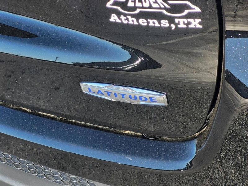 2025 Jeep Compass Latitude 4x4Image 8