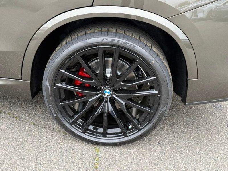 New 2026 BMW X5 sDrive40iImage 14