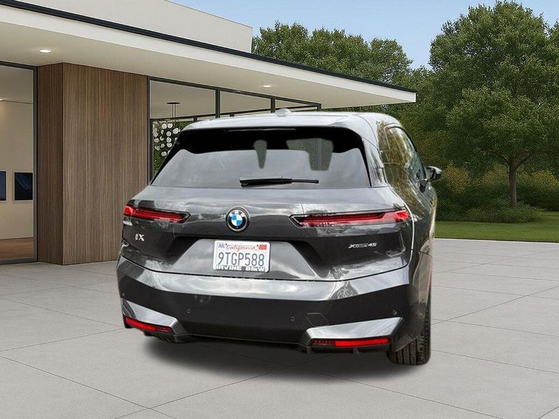 Used 2026 BMW iX xDrive45Image 9