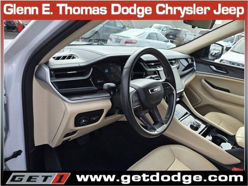 2022 Jeep Grand Cherokee Limited photo 10
