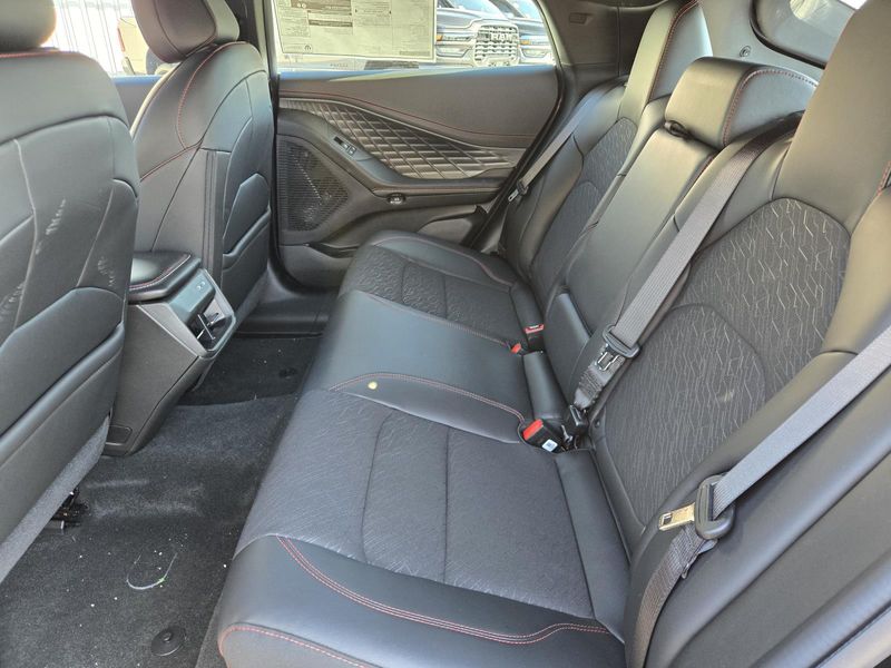 New 2026 Dodge Charger Daytona Scat Pack 4-door Awd