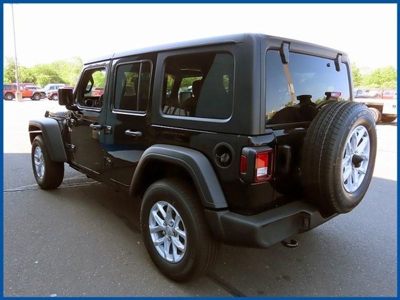 2023 Jeep Wrangler SportImage 5