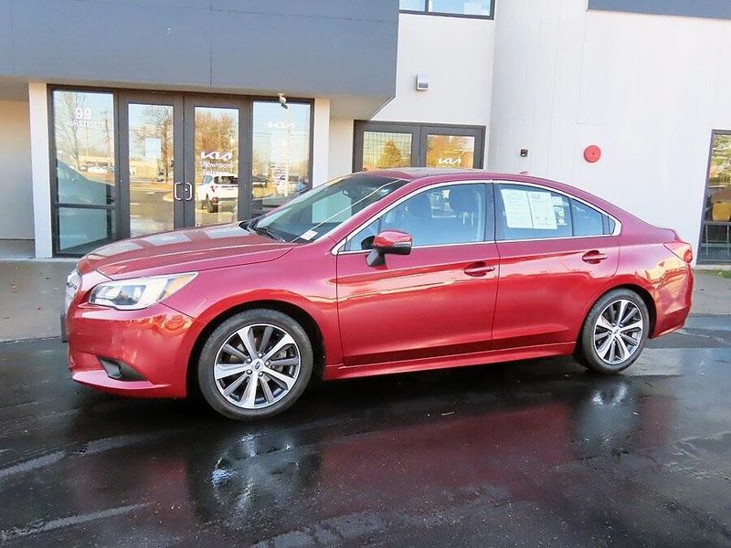 2017 Subaru Legacy 2.5iImage 1