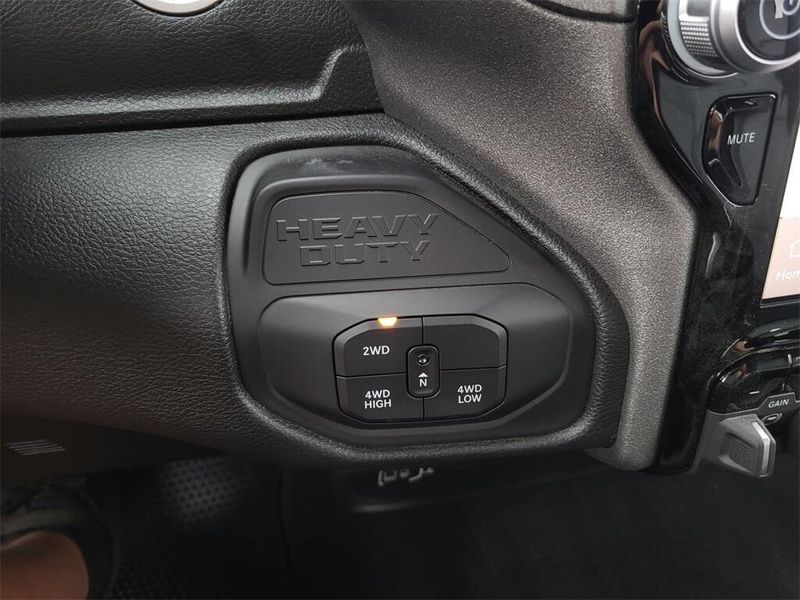 2025 RAM 2500 Tradesman Crew Cab 4x4 8