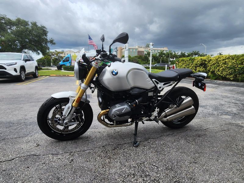 Used 2023 BMW R nineT Image 16