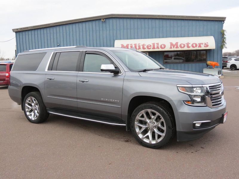 2020 Chevrolet Suburban Premier photo 2