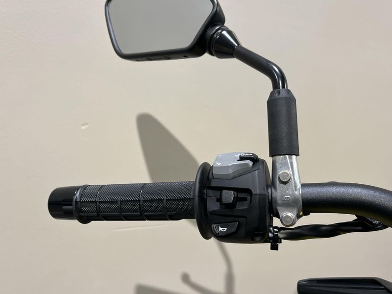 2025 Suzuki DR-Z4S Image 13