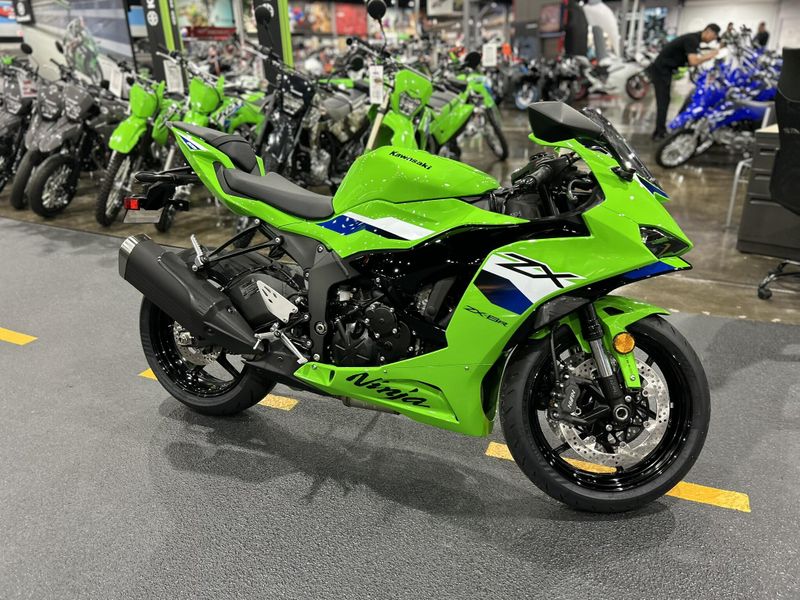 New 2026 Kawasaki NINJA ZX-6R Image 4
