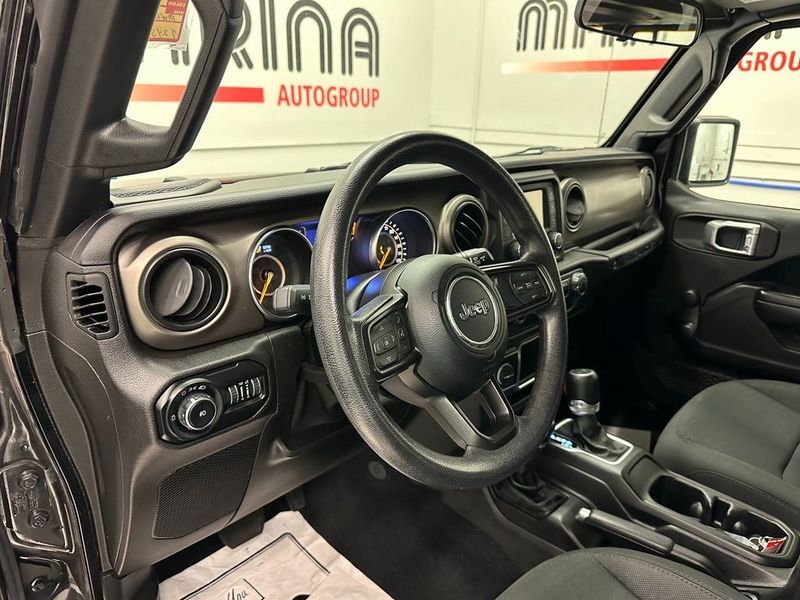 2021 Jeep Wrangler Unlimited SportImage 21