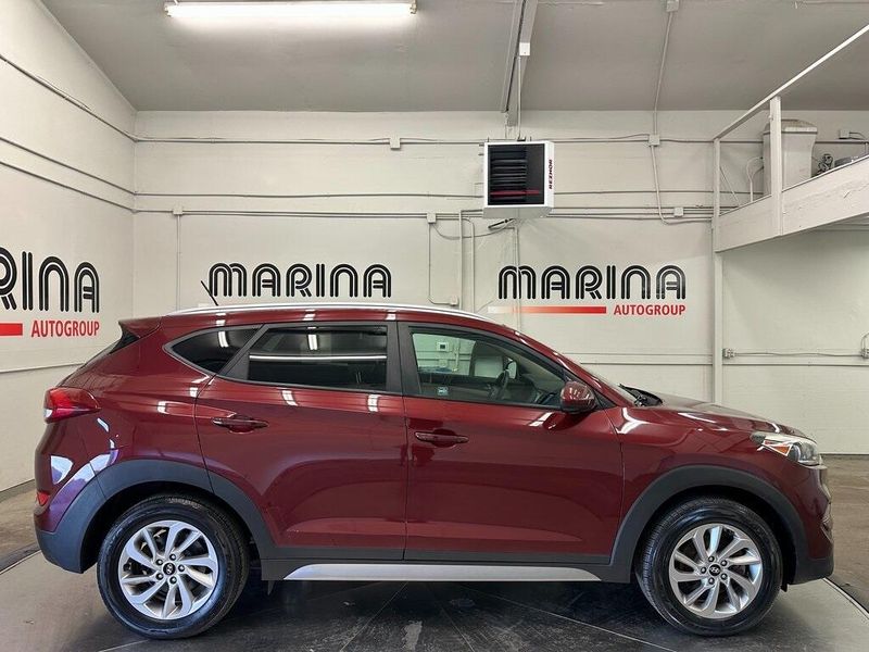 2017 Hyundai Tucson SEImage 7