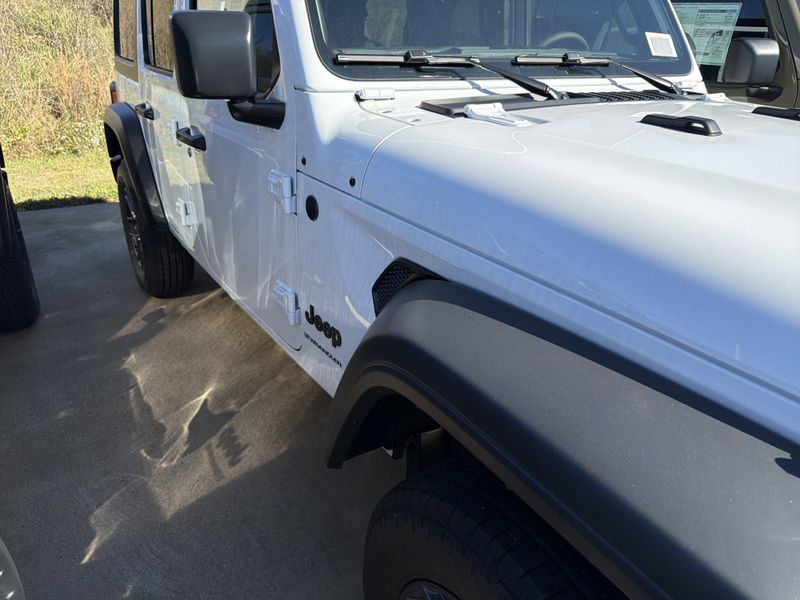 New 2026 Jeep Wrangler 4-door Sport SImage 4