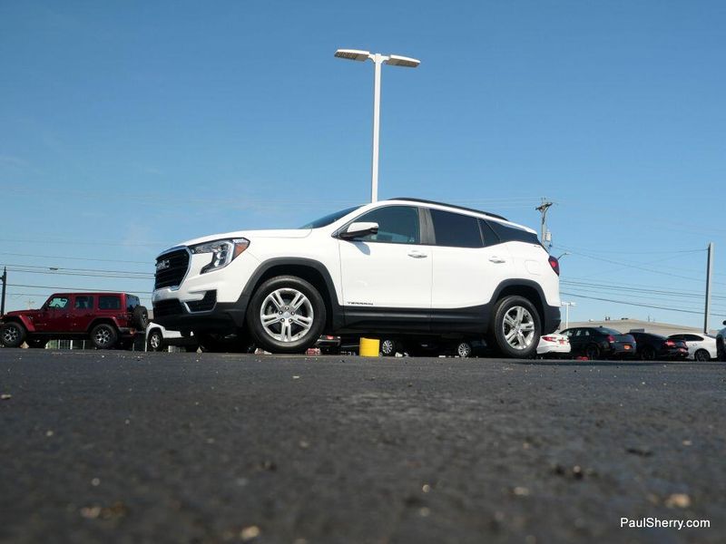 Used 2023 GMC Terrain SLE
