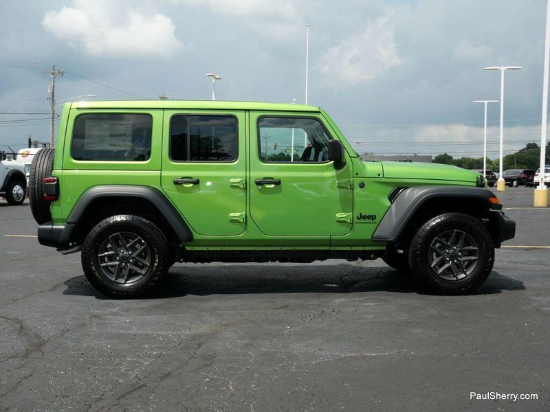 New 2025 Jeep Wrangler 4-door Sport S