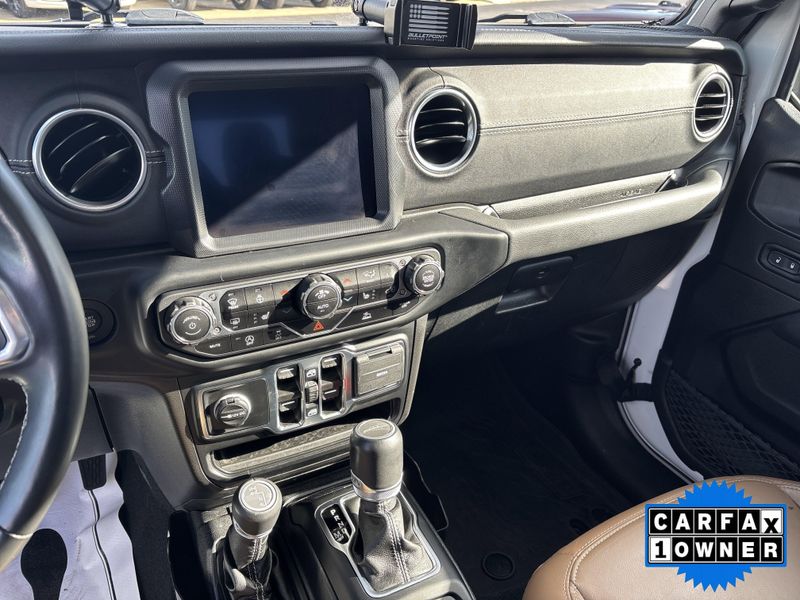 Used 2022 Jeep Gladiator OverlandImage 28