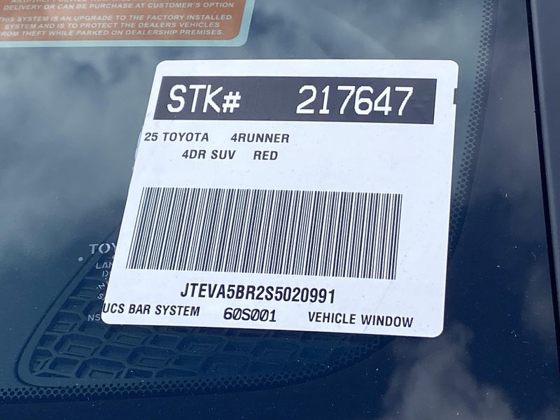 2025 Toyota 4Runner SR5Image 21