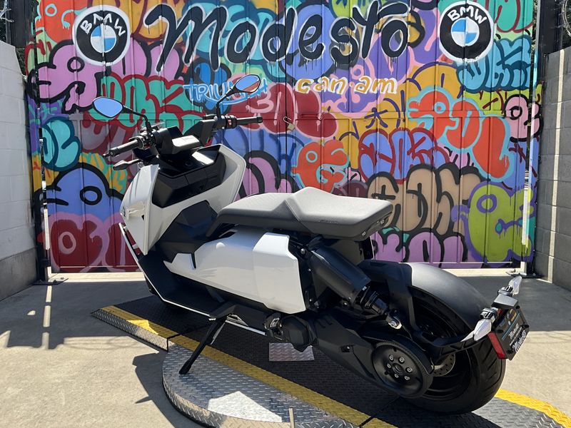 2023 BMW CE04 in a LIGHT WHITE exterior color. BMW Motorcycles of Modesto 209-524-2955 bmwmotorcyclesofmodesto.com 