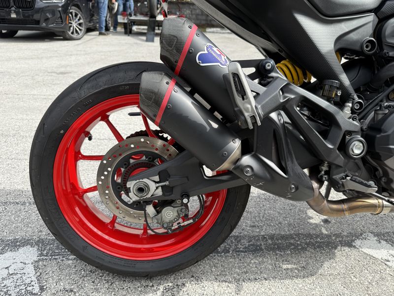 2022 Ducati Monster 937 