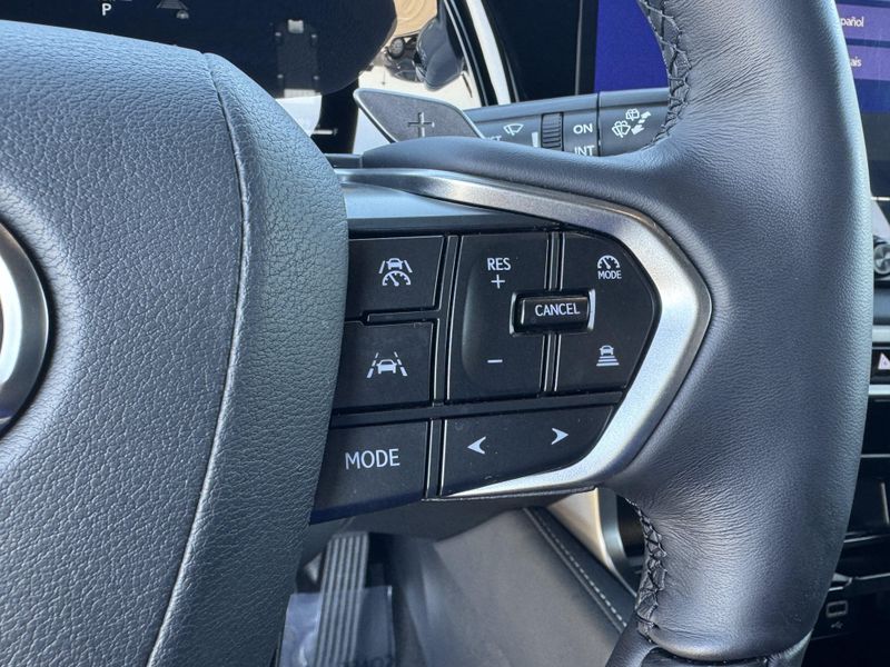 Used 2026 Lexus RX 450h+ PremiumImage 27