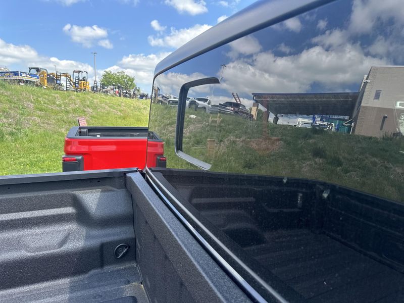 2025 Jeep Gladiator Mojave 4x4Image 8