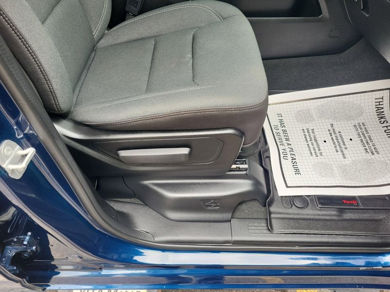 2022 Ram 1500 Big Horn photo 11