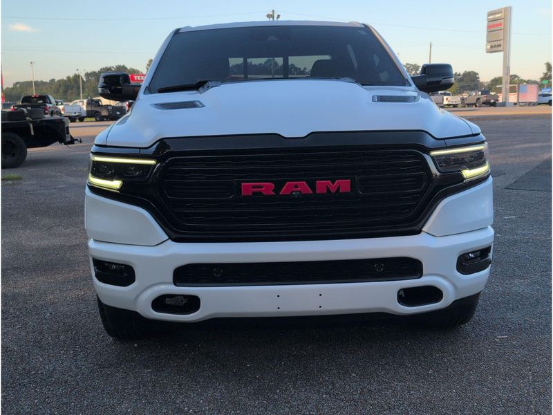 Used 2023 RAM 1500 LimitedImage 8
