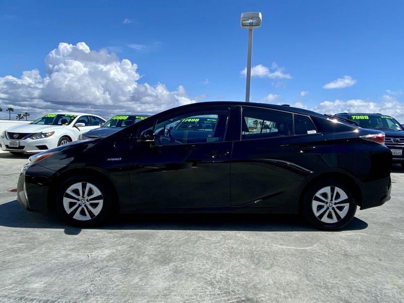 2017 Toyota Prius Image 7