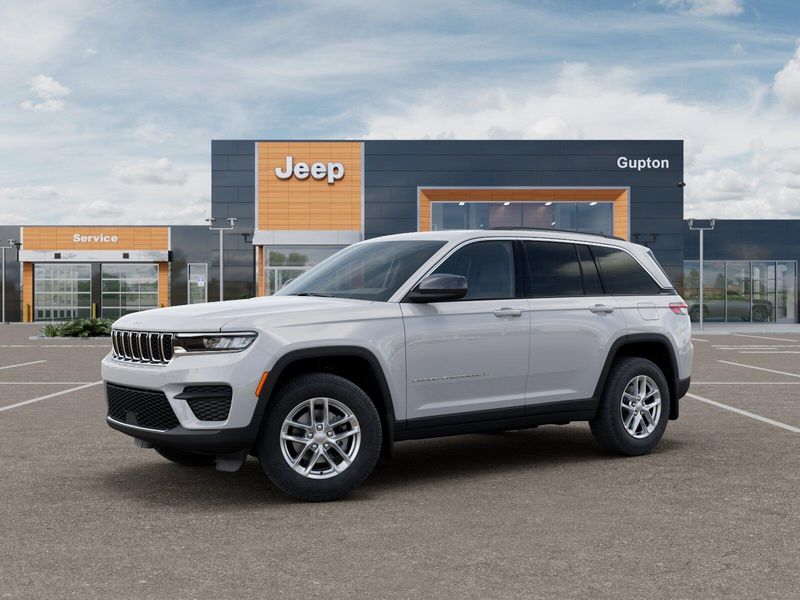 New 2025 Jeep Grand Cherokee Laredo X 4x4Image 2
