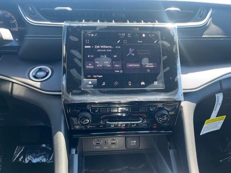 2025 Jeep Grand Cherokee Altitude 4x4