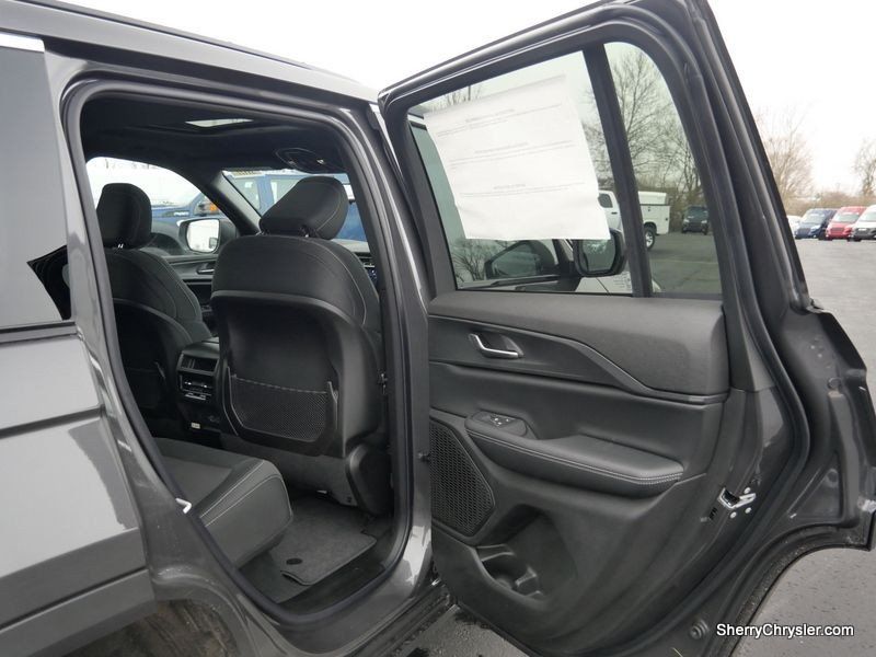 2024 Jeep Grand Cherokee Laredo X 4x4 in a Baltic Gray Metallic Clear Coat exterior color. Paul Sherry Chrysler Dodge Jeep RAM (937) 749-7061 sherrychrysler.net 