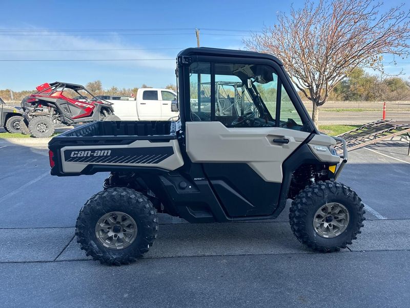 2025 Can-Am DEFENDER LTD HD10 