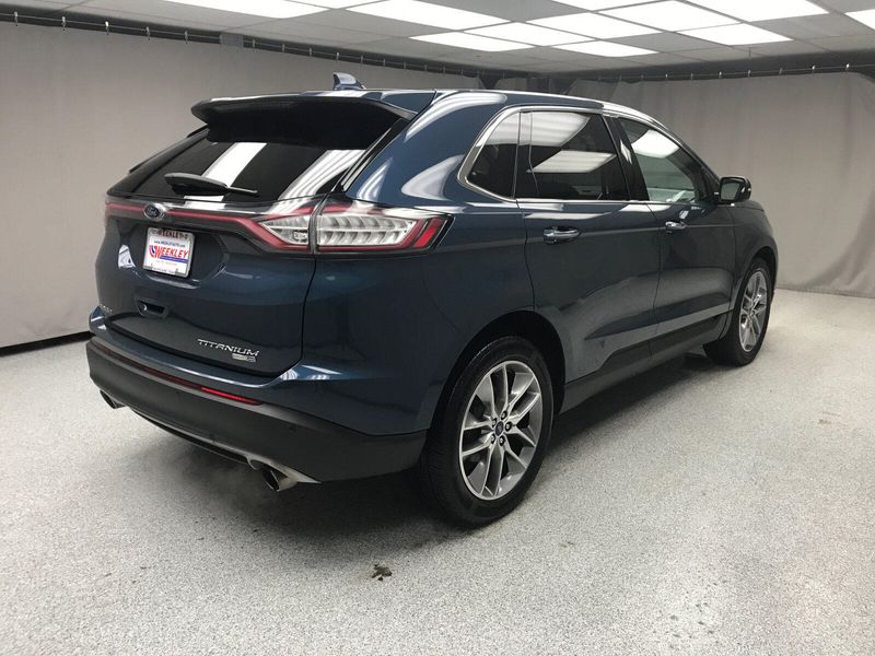 2016 Ford Edge TitaniumImage 12