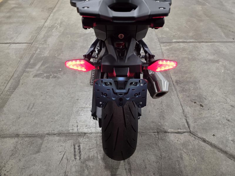 2025 BMW S 1000 XR