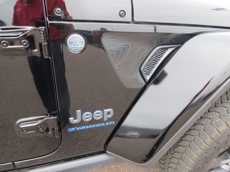 Used 2025 Jeep Wrangler 4xE Backcountry 4x4 4dr SUVImage 5