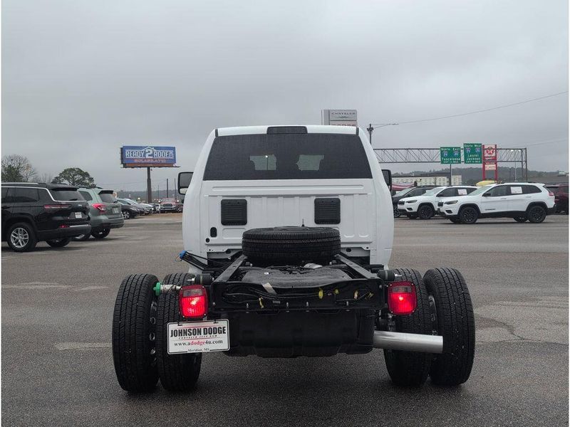 New 2026 RAM 3500 Tradesman Crew Cab Chassis 4x4 60