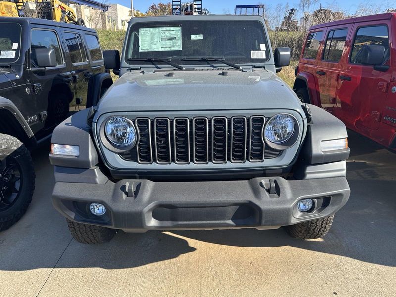 2024 Jeep Wrangler 4-door Sport SImage 2