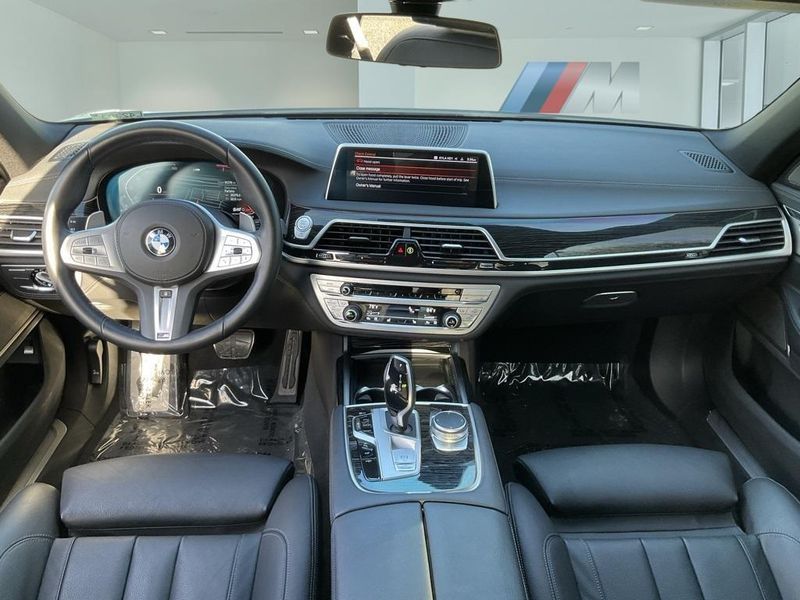 2022 BMW 7 Series 740iImage 30