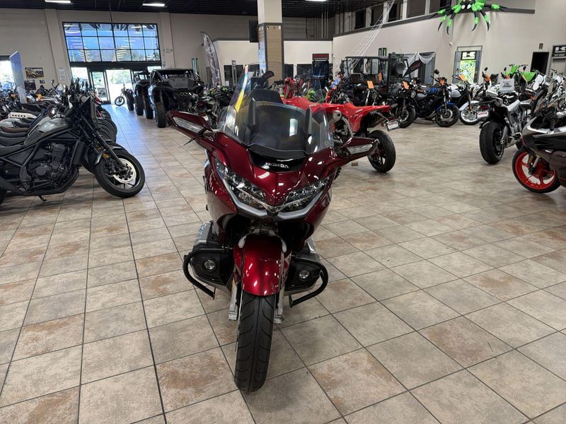 Used 2023 Honda GOLD WING TOUR Image 12