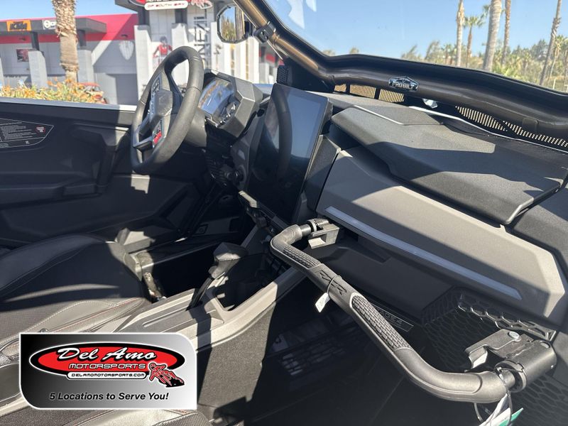 New 2026 Polaris RZR PRO R 4 ULTIMATE Image 1