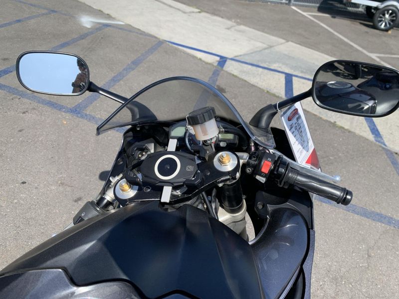 Used 2007 Yamaha YZF-R1 CA Image 16