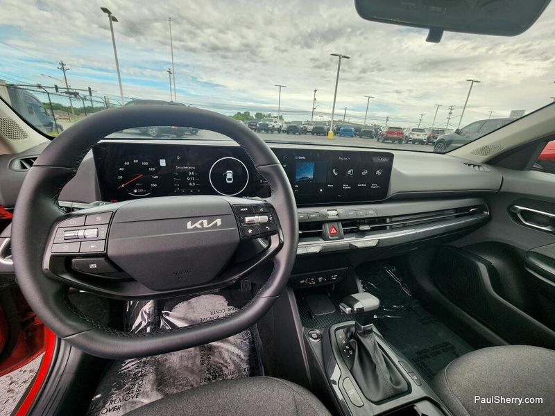 Used 2025 Kia K4 EX