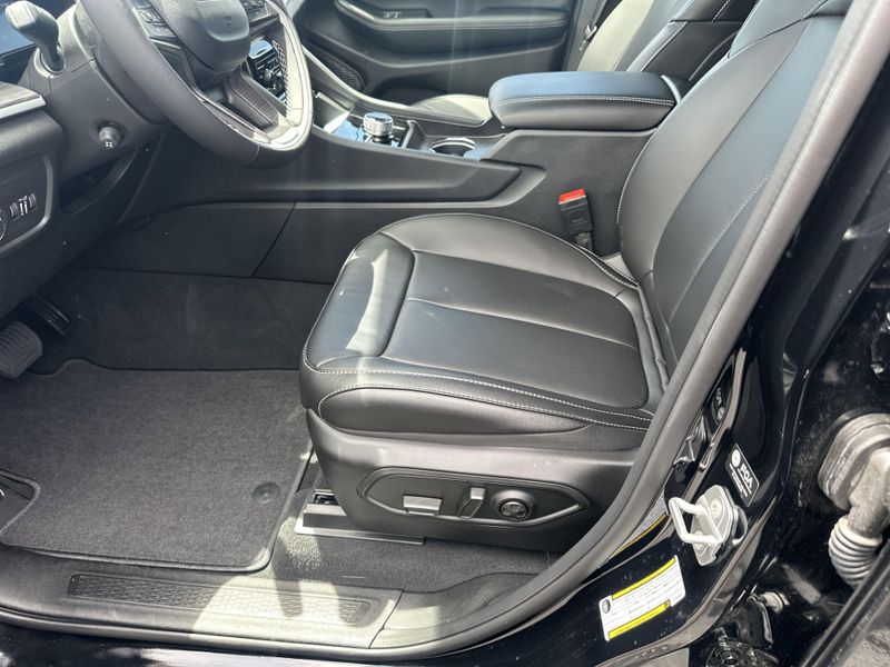 2025 Jeep Grand Cherokee Limited 4x4Image 23