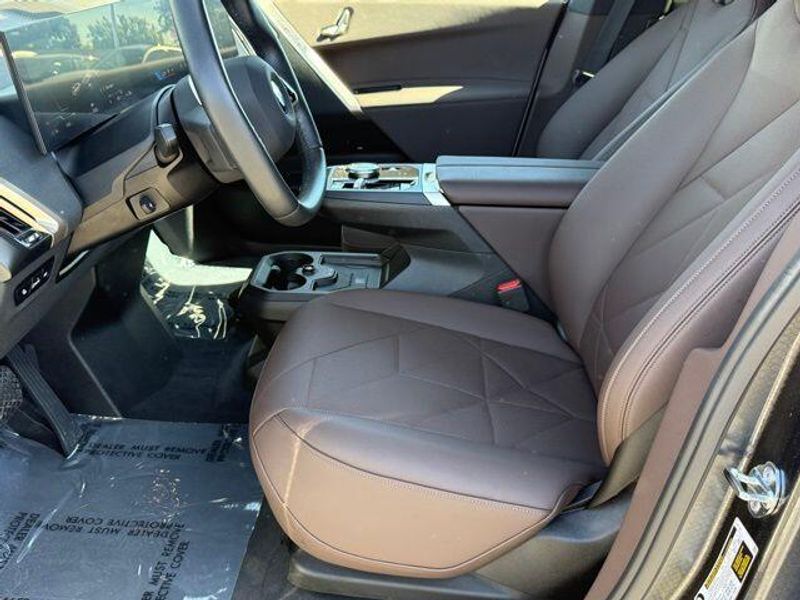 Used 2026 BMW iX xDrive45Image 19