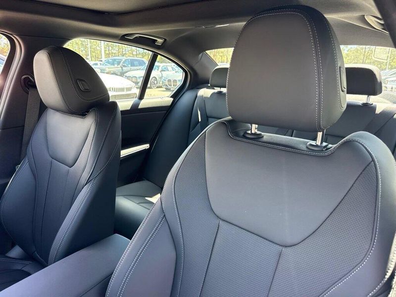 New 2026 BMW 3 Series 330iImage 19