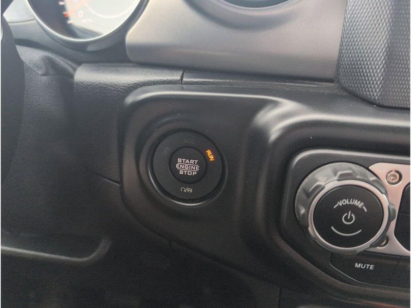 2021 Jeep Wrangler WillysImage 18
