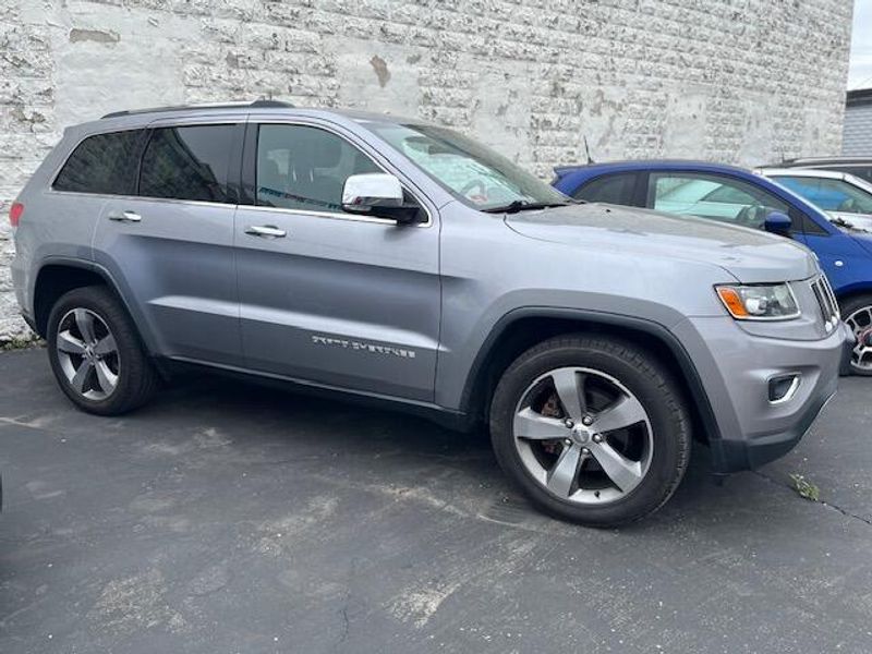 2020 Jeep Grand Cherokee Image 2