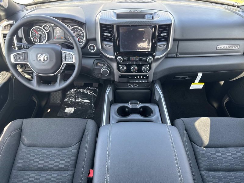 New 2026 RAM 1500 Big Horn Crew Cab 4x2 5'7' Box