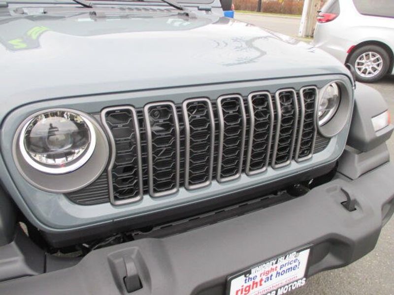 New 2026 Jeep Wrangler 4-door Sport SImage 4