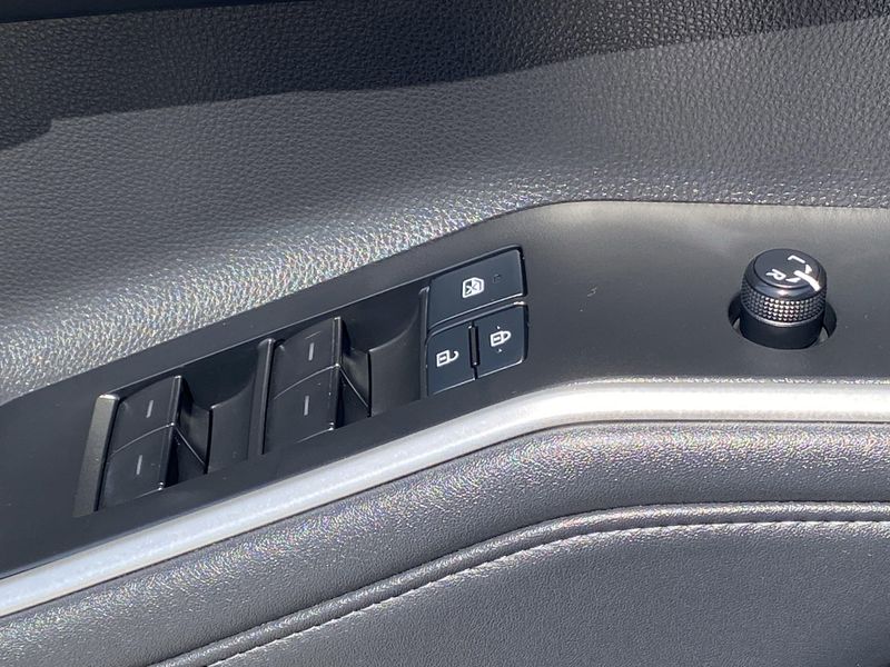 2021 Toyota Highlander XLEImage 20