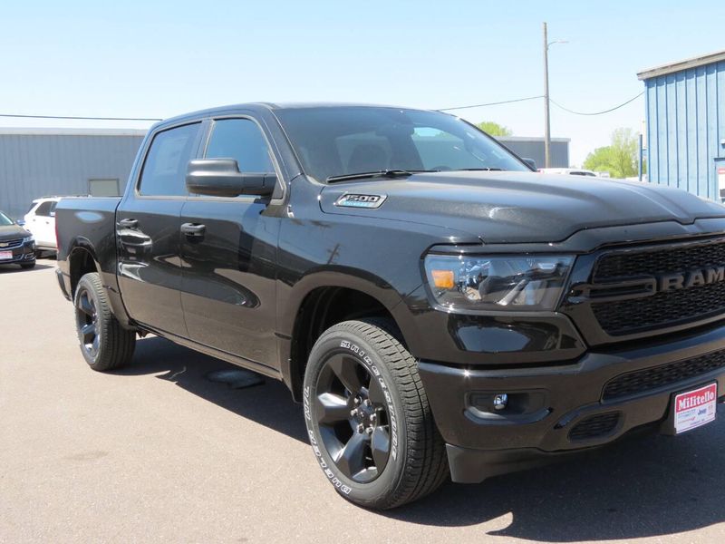 2023 RAM 1500 Tradesman 4x4 4dr Crew Cab 5.6 ft. SB PickupImage 8