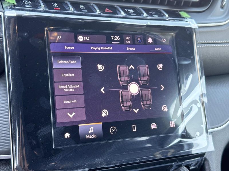 New 2026 Jeep Grand Cherokee L Laredo 4x2